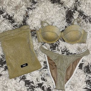 Triangl dylla gold sparkle bikini set
